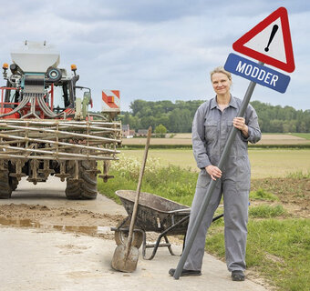 Beeld van de campagne 'Modder op de weg'